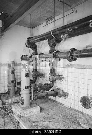 cleaning wastewater, treatment of urban waste, sewage treatment plants, pump cellar Date: 1965 Location: Den Oever Keywords: pump cellar, cleaning waste water, sewage treatment plants, handling urban waste Stock Photo