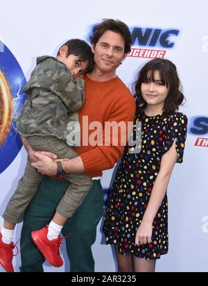 James Marsden and family attend the 'Sonic the Hedgehog 2' Family Day  News Photo - Getty Images