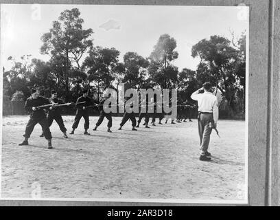 Recruits of ML-KNIL (Military Aviation Royal Dutch Indian Army) in training at Camp St. Ives Bradfield Park near Sydney (New South Wales). Instruction bayonet fights by Sergeant Langer from Sydney-North Date: July 1945 Location: Australia, Sydney Keywords: Army, military, trainings, World War II Person name: Langer, [...] Stock Photo