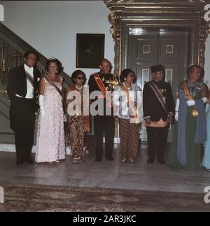 Gala Dinner during state visit of President Suharto to the Netherlands in 1970 Keywords: queens, princes, princesses, state visits Personal name: Beatrix (princess Netherlands), Bernhard (prince Netherlands), Claus (prince Netherlands), Juliana (queen Netherlands) Stock Photo