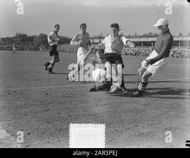 Sparta against Feyenoord 0-0. Game moment. From left to right Henk