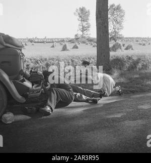 Dutch farmers are going to set up a business in France  World War II, agriculture Date: 1945 Location: France Keywords: agriculture, World War II Stock Photo