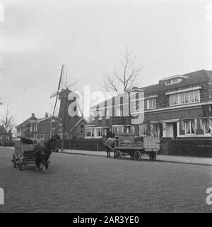 Dutch street attachments Date: 4 March 1946 Stock Photo