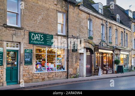 Oats health food shop, Old Sweet Shop and The Tea Set tea room in Chipping Norton. Cotswolds, Oxfordshire, England Stock Photo