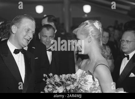 Filmweek Arnhem. Film actress Bibi Andersson during gala performance Date: 5 June 1961 Location: Arnhem Keywords: actors, film festivals, movie stars Personal name: Andersson, Bibi Stock Photo