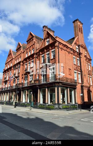 Junction of South Audley Street and South Street, Mayfair, West London, United Kingdom Stock Photo