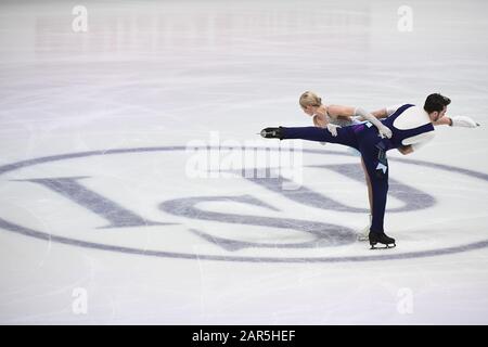 Olivia SMART & Adrian DIAZ from Spain, during Dance Free, in Ice Dance at the ISU European Figure Skating Championships 2020 at Steiermarkhalle, on January 25, 2020 in Graz, Austria. Credit: Raniero Corbelletti/AFLO/Alamy Live News Stock Photo