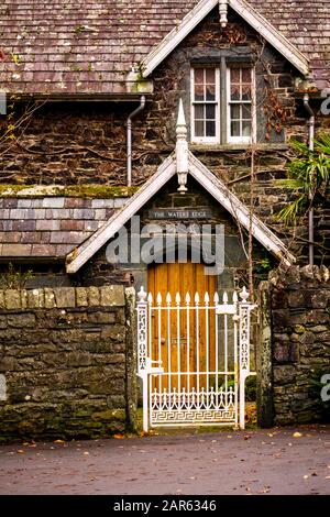 Lake Distict Cottage built from Lakeland Slate Stock Photo