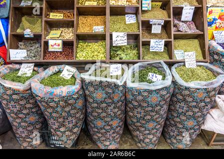 Spices for sale in Vakil Bazaar, main bazaar of Shiraz Shiraz city, capital of Fars Province in Iran Stock Photo