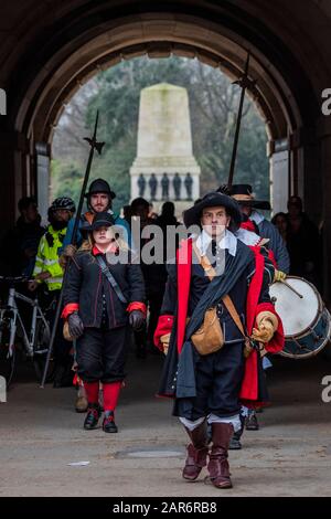 London, UK. 26th Jan 2020. Taking the wreath to the Banqueting house - The King's Army Annual March and Parade, organised by the English Civil War Society, follows the route taken by Charles I from St James Palace on the Mall to the place of his death at the Banqueting House in Whitehall, London. This event has followed a similar format for forty years. Credit: Guy Bell/Alamy Live News Stock Photo