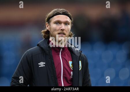 25th January 2020, Turf Moor, Burnley, England; Emirates FA Cup, Burnley v Norwich City : Jeff Hendrick (13) of Burnley before the game Stock Photo