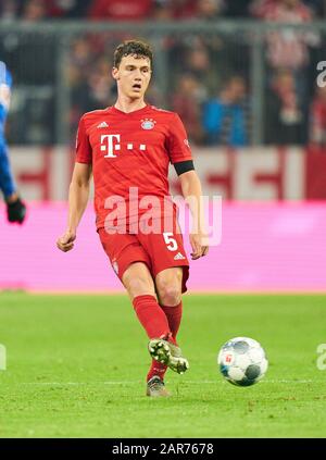 Munich, Germany. 25th Jan, 2020. Football Munich-Schalke, Munich, Jan 25, 2020. Benjamin PAVARD, FCB 5 FC BAYERN MUNICH - FC SCHALKE 04 5-0 - DFL REGULATIONS PROHIBIT ANY USE OF PHOTOGRAPHS as IMAGE SEQUENCES and/or QUASI-VIDEO - 1.German Soccer League, Munich, January 25, 2020. Season 2019/2020, matchday 19, Credit: Peter Schatz/Alamy Live News Stock Photo