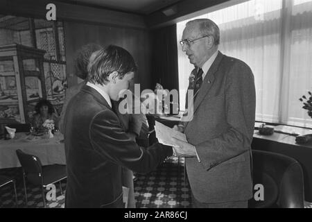 Karpov-Ribli, & Larsen-Karpov (Amsterdam 1980), with annotations by Karpov.