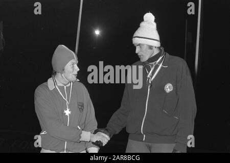 Skating competitions in Heerenveen om Gouden Skate, nr. 26 Claeson (left) and Schenk, nr. 27 v.l.n.r. Claeson Schenk, Kuipers, Verheyen Date: 18 December 1971 Location: Friesland, Heerenveen Keywords: competitions, skating, sports Person name: Claeson Stock Photo