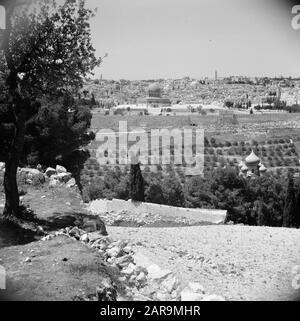 Middle East 1950-1955: Jerusalem  View of Jerusalem Annotation: At the time of the recording, Jerusalem was in Jordan Date: 1950 Location: Jerusalem, Jordan Keywords: panorama, cities Stock Photo