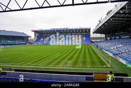 The Emirates FA Cup fourth round match between Portsmouth and Barnsley at Fratton Park ,  Portsmouth, UK - 25th January 2020 Photo Simon Dack / Telephoto Images  - Editorial use only. No merchandising. For Football images FA and Premier League restrictions apply inc. no internet/mobile usage without FAPL license - for details contact Football Dataco  : Stock Photo