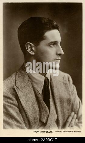 Ivor Novello (1893 –1951), born David Ivor Davies - a Welsh composer and actor who became one of the most popular British entertainers of the first half of the 20th century. This card was signed by Novello (on the reverse) during his run in 'The Rat' at the Nottingham Playhouse in 1927. Stock Photo