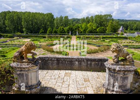 France, Indre et Loire, Chancay, Chateau de Valmer gardens, terrace with statues of lions and view on the vegetable garden // France, Indre-et-Loire ( Stock Photo