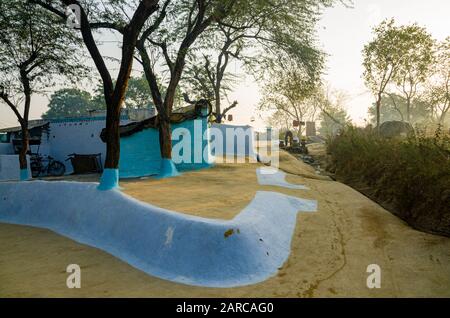 Typical village szenery in the outskirts of Agra, the place of the Taj Mahal Stock Photo