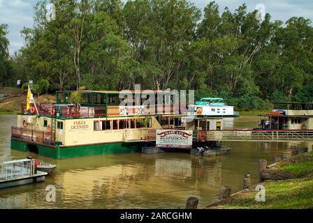 Echuca, VIC, Australia - January 21, 2008: Unidentified people and cruising restaurant on Murray river Stock Photo