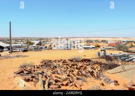 View of the remote opal mining town of Andamooka, South Australia, Australia Stock Photo