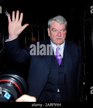 Controversial historian David Irving and BNP leader Nick Griffin  pass by demonstrators whilst attending as guest speakers the Oxford Union debating society meeting in 2007. Stock Photo