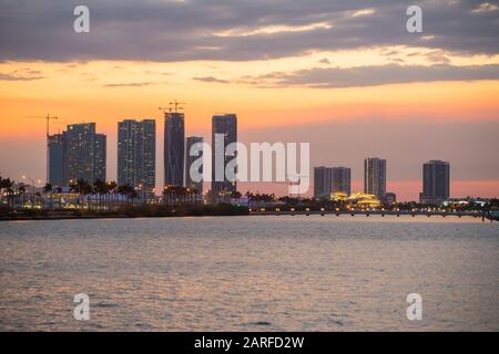 Miami, USA. 09th May, 2018. Miami, USA May 2018: Impressions Miami/South Coast - May - 2018 Miami Skyline at aftert | usage worldwide Credit: dpa/Alamy Live News Stock Photo
