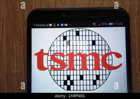 Taiwan Semiconductor Manufacturing Company Limited logo displayed on a modern smartphone Stock Photo