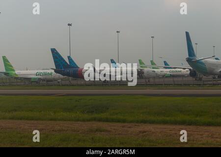 Airliner jet maintenance Boeing 737 airliner aircraft undergoing ...