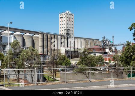 Caledon, Western Cape, South Africa. Dec 2019.  Large concrete grain silos on the edge of this town, located in the Overberg region. Stock Photo