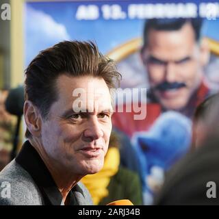 Berlin, Germany. 28th Jan, 2020. Jim Carrey, Canadian-US-American comedian and actor, comes to the 'Fan & Family Event' of his film 'Sonic The Hedgehog' at the Zoo Palast. The film opens in cinemas on 13 February. Credit: Annette Riedl/dpa/Alamy Live News Stock Photo