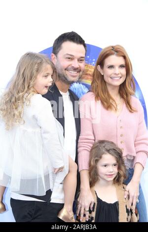 JoAnna Garcia, Nick Swisher and family at the Paramount Pictures 'Sonic The Hedgehog' Fan Event. Held at the Paramount Theater in Los Angeles, CA, January 25, 2020. Photo by: Richard Chavez / PictureLux