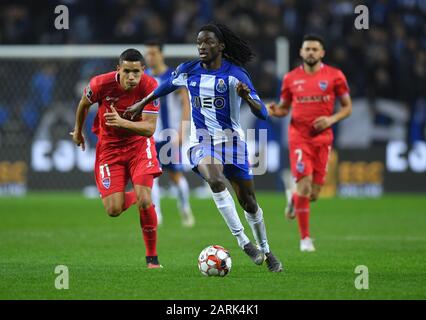 28th January 2020 Dragao Stadium Porto Portugal Portuguese Championship 2019 2020 Fc Porto Versus Gil Vicente Sergio Oliveira Of Fc Porto Celebrates His Goal In The 57th Minute For 2 1 Stock Photo Alamy