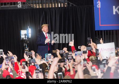 Wildwood, USA, 28th Jan 2020, Donald Trump enters the arena at the President Trump Rally, Photo Credit: Benjamin Clapp/Alamy Live News Stock Photo