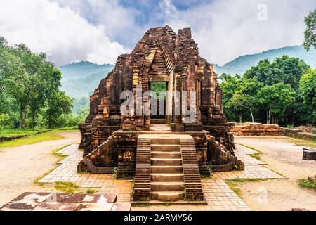 Ruins of Old hindu My Son temple in Vietnam Stock Photo