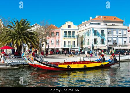 Moliceiros moored along the main canal. Aveiro, Venice of Portugal, Beira Littoral, Portugal Stock Photo