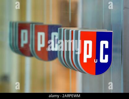 Berlin, Germany. 27th Jan, 2020. The logo of 'Peek & Cloppenburg' 'PuC' on handles of glass doors in a shop of the German textile department store in Tauentzienstraße. Credit: Jens Kalaene/dpa-Zentralbild/ZB/dpa/Alamy Live News Stock Photo