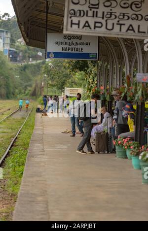 Haputale, Sri Lanka - november 23, 2019: Haputale Train Station whit tourist near Haputale. Sri Lanka. Stock Photo