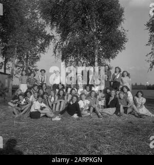 VCJC-kamp Zelhem Date: 24 August 1948 Location: Gelderland, Zelhem Keywords: youth organisations Stock Photo