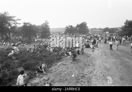 High school students Eindhoven demonstrate against using hei at Oirschot as training ground tanks: demonstrators at the moor Date: 9 september 1969 Location: Eindhoven, Oirschot Keywords: Schools, demonstrations, training grounds Stock Photo