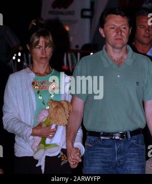 Kate McCann carrying Madeleine's favourite toy 'snuggle cat' attending a church service in  Praia Da Luz, whilst the search continues for their missing daughter Madeleine who was abducted from the resort on May 3rd 2007. Stock Photo