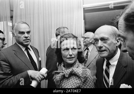 Katharine Graham [1917-2001], publisher of The Washington Post, guest at a meeting of the Dutch newspaper Press (NDP)  Wife of the American Ambassador Date: May 22, 1975 Keywords: ambassadors, publishers Stock Photo