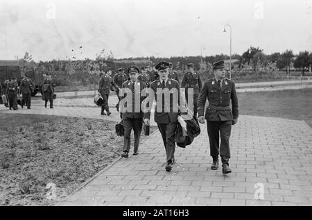 First German soldiers in Budel, the first enter the barracks at Budel Date: May 20, 1963 Location: Budel Keywords: BARAKKEN, MITARIEN Stock Photo