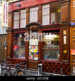 Chez Hugon, traditional Lyons bouchon, Lyon, Rhone, AURA Region, France Stock Photo