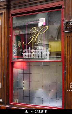 Chez Hugon, traditional Lyons bouchon, Lyon, Rhone, AURA Region, France Stock Photo