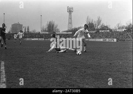 EDO against Ajax 0-4 in KNVB cup. Cruijff to the ball Date: 14 December  1969 Location: Haarlem Keywords: sport, football Personal name: Cruijff,  Johan Institution name: Nijssen, [ ] Stock Photo - Alamy