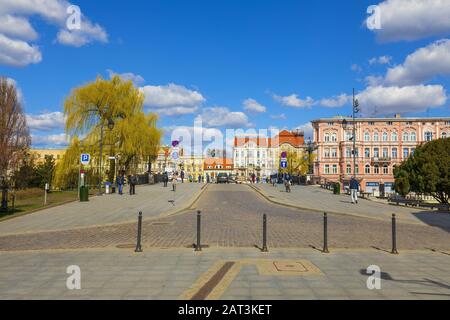 Bydgoszcz, Kujavian-Pomeranian / Poland - 2019/04/01: Panoramic view of the historic city center with the old town tenements and Mostowa street at the Brda River Stock Photo