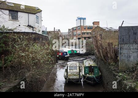 Canal barges on Brentford Dock, Brentford, Hounslow, Middlesex, UK Stock Photo