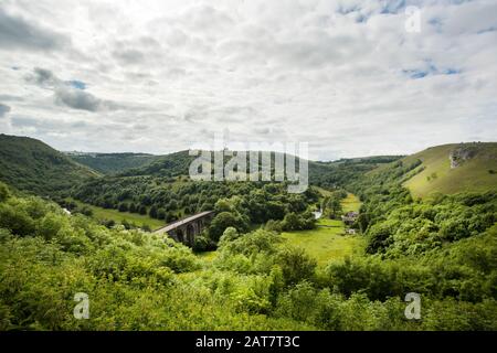 Monsal Dale and the Monsal Head Viaduct seen from Monsal Head, Peak District National Park, Derbyshire Stock Photo