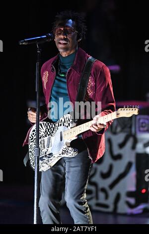 Fort Lauderdale, FL, USA. 30th Jan, 2020. Raphael Saadiq performs at The Parker Playhouse on January 30, 2020 in Fort Lauderdale Florida. Credit: Mpi04/Media Punch/Alamy Live News Stock Photo